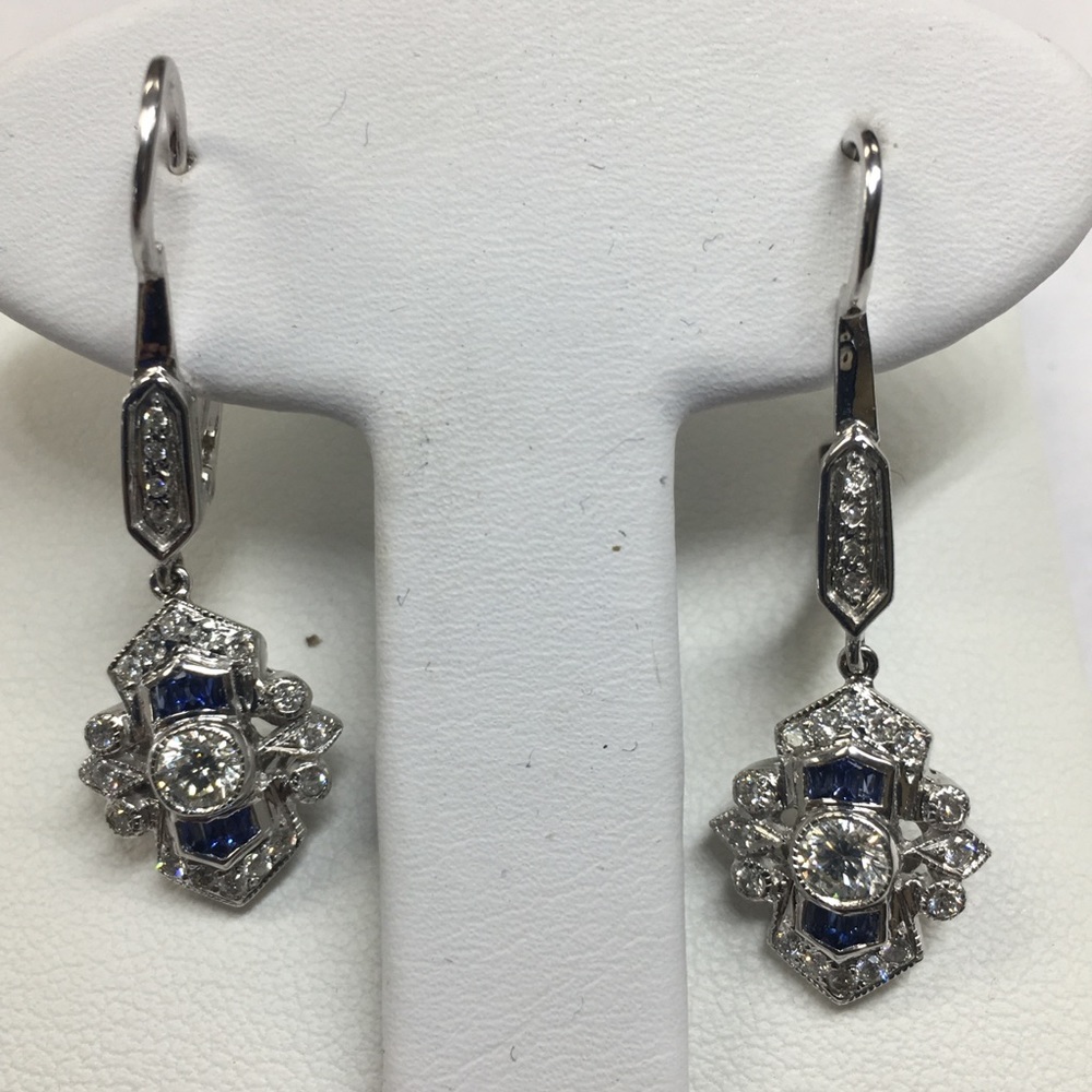 NEW 18K white gold diamonds sapphire earrings - Picture 1 of 4